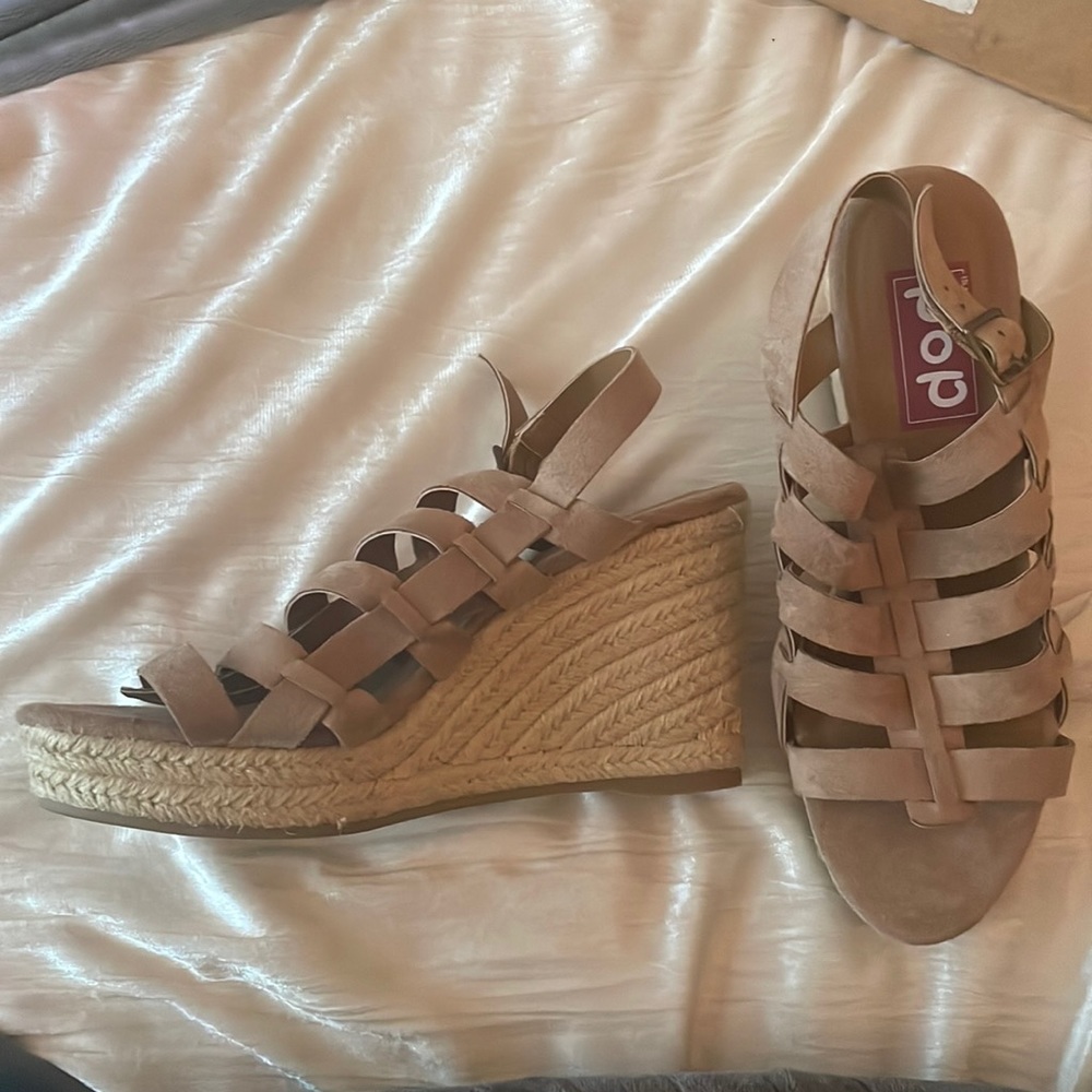 Pop Cassandra Women’s Wedges